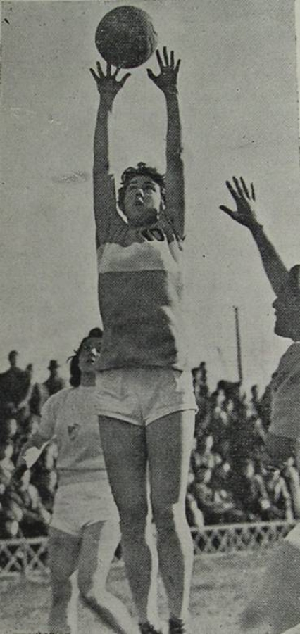 Un tiro a due mani di Licia Bradamante della Bernocchi Legnano